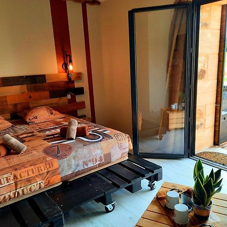 Bien Etre Simple Otel Villajou Dış mekan fotoğraf